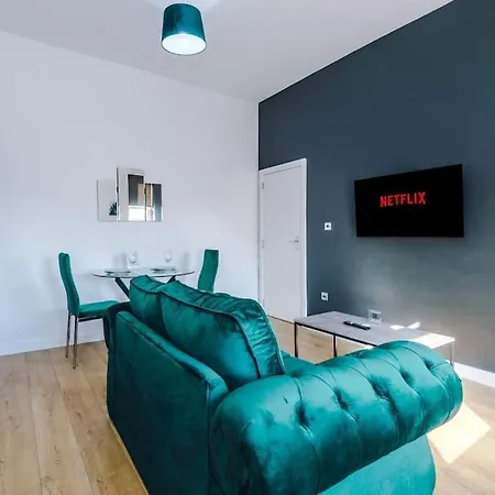 Stylish Apartment Located In The City Centre Of Liverpool Buitenkant foto