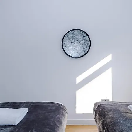 Stylish Apartment Located In The City Centre Of Liverpool Buitenkant foto