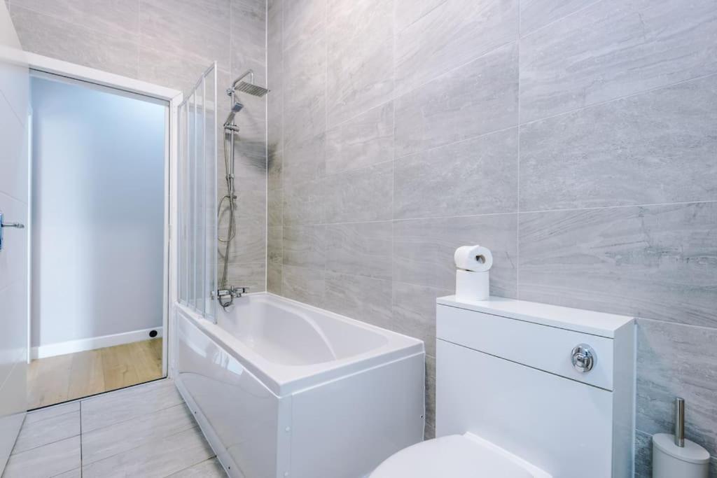 Stylish Located In The Centre Of